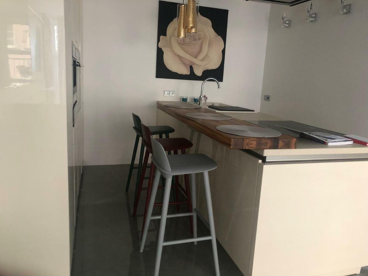 Apartment Luxurious 2 Bedroom Old